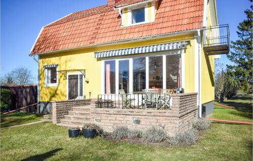 3 Bedroom Nice Home In Frjestaden