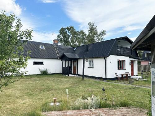 Spacious holiday home and Toft