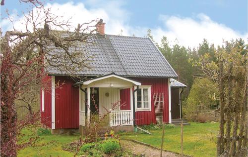 Nice Home In Vimmerby With Kitchen